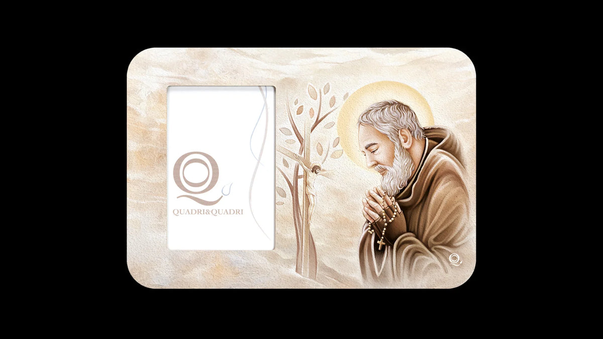 Portafoto Quadri&quadri in legno materico con bordi stuccati bianchi e retro laccato bianco PADRE PIO